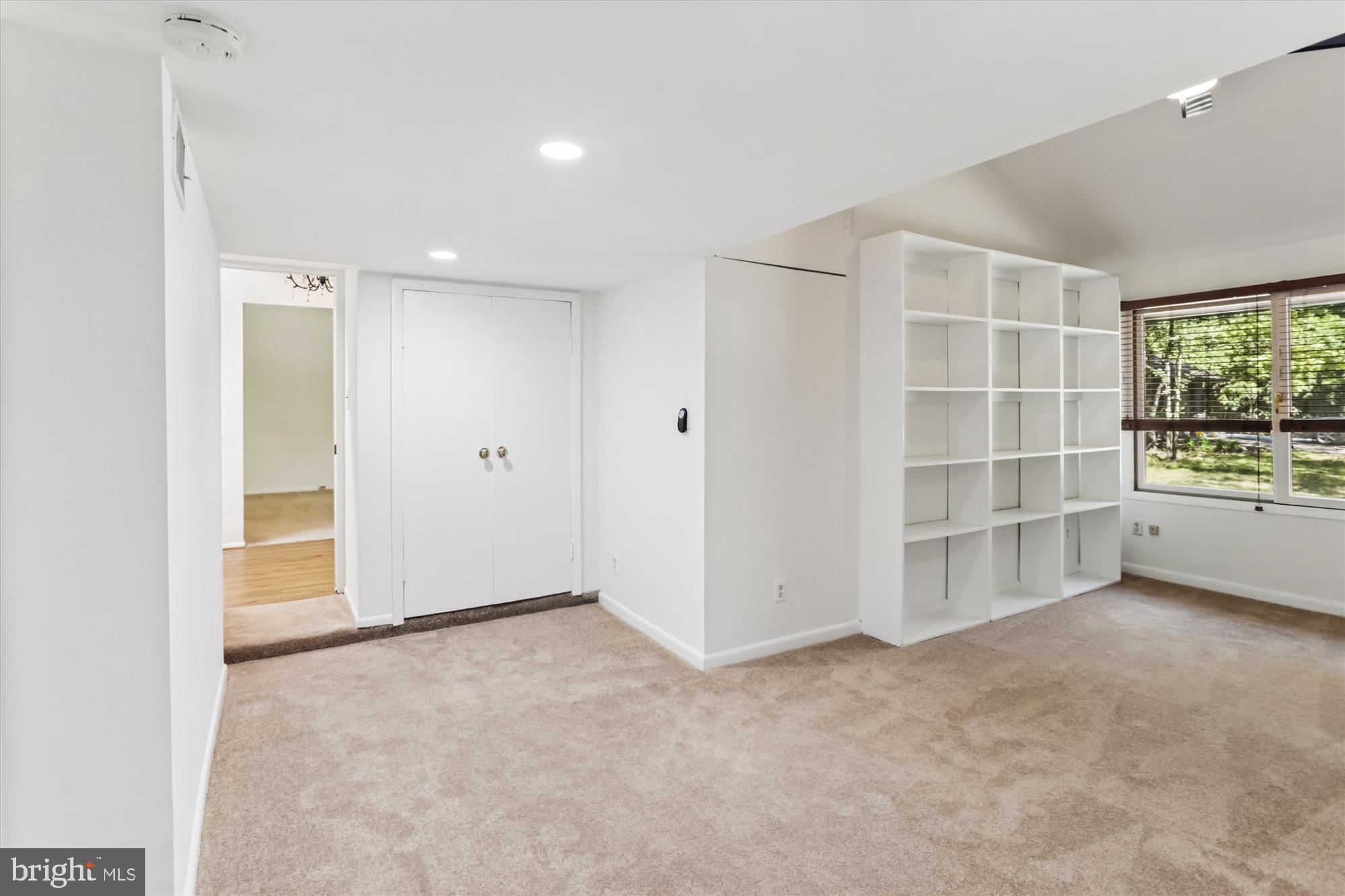 10 SCANDIA WAY