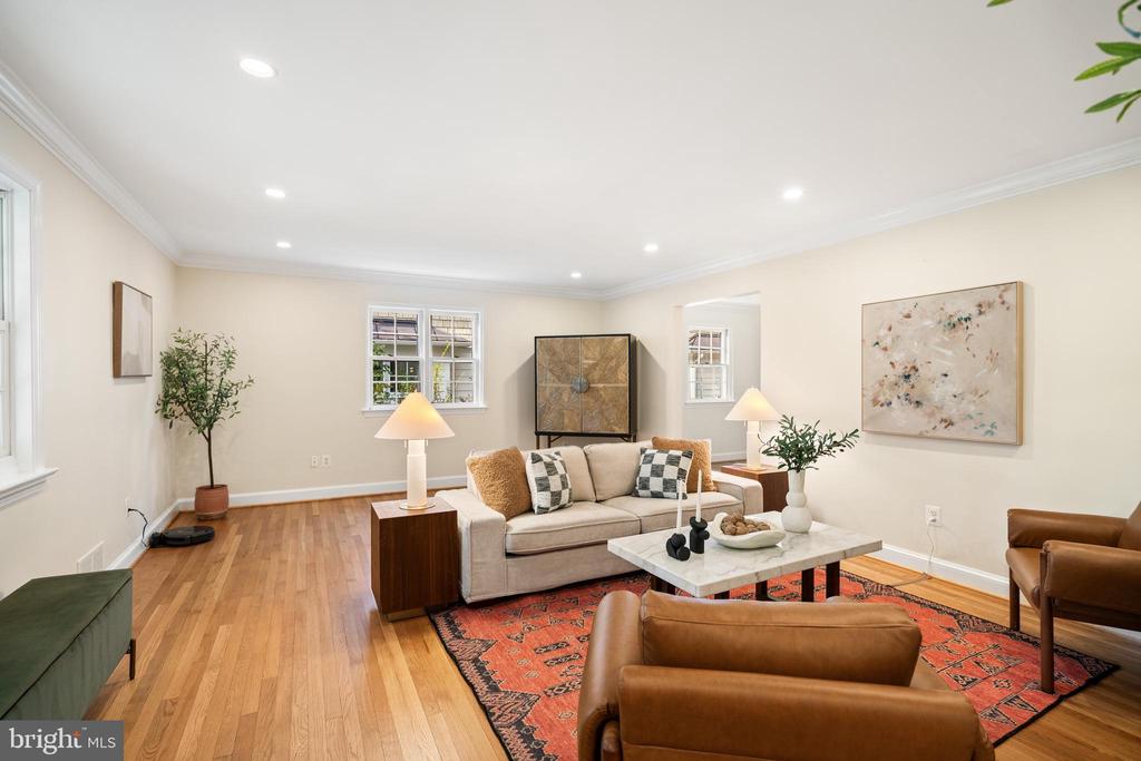 8013 ABERDEEN ROAD