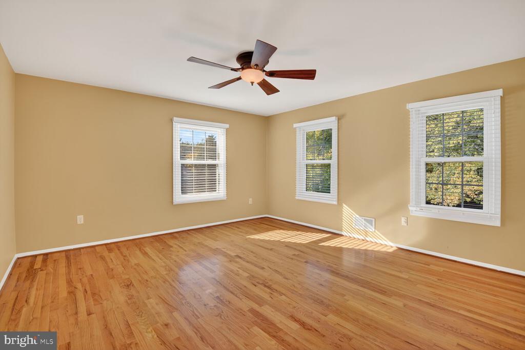 10621 TROTTERS TRAIL