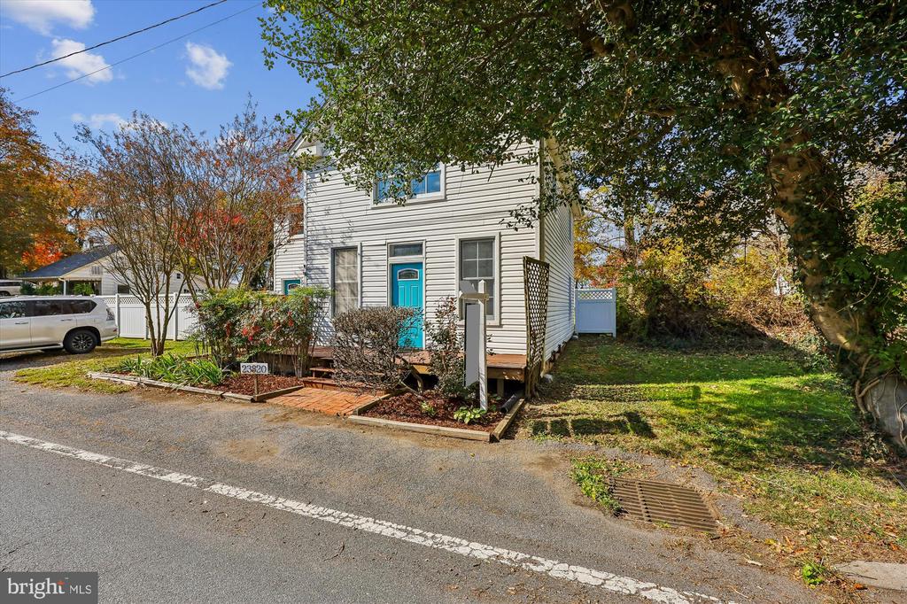23820 OLD HUNDRED ROAD