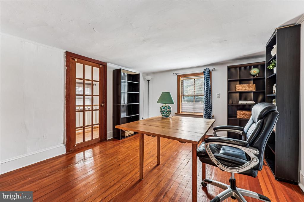 23820 OLD HUNDRED ROAD