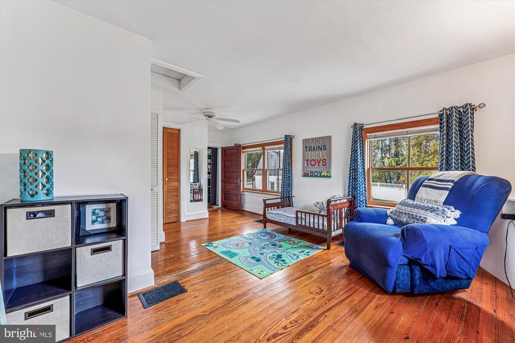 23820 OLD HUNDRED ROAD