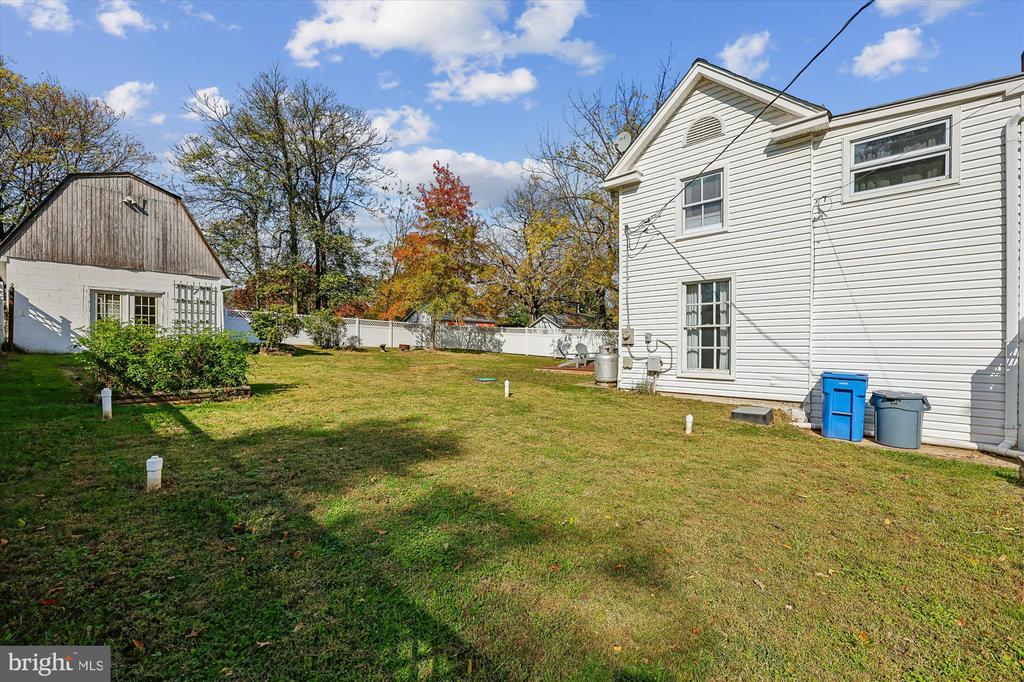 23820 OLD HUNDRED ROAD