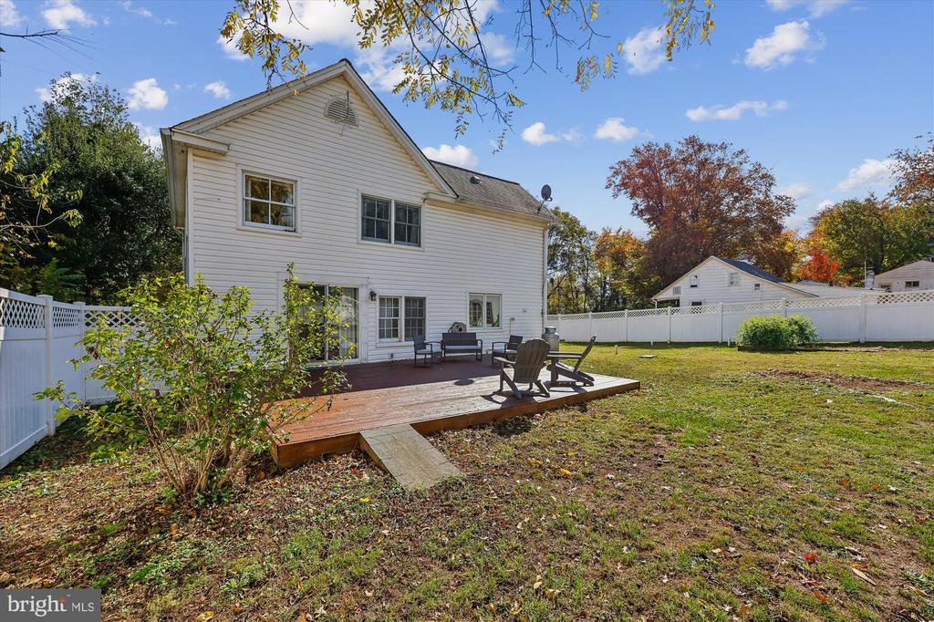 23820 OLD HUNDRED ROAD
