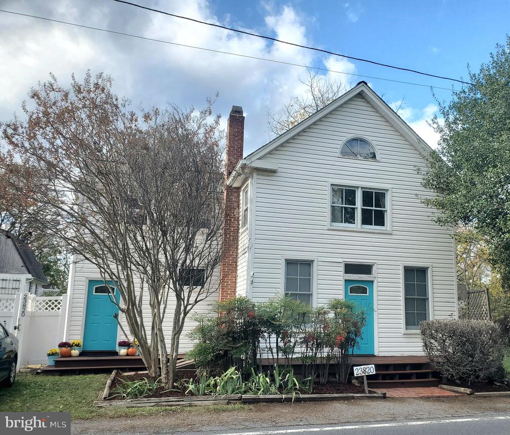 23820 OLD HUNDRED ROAD