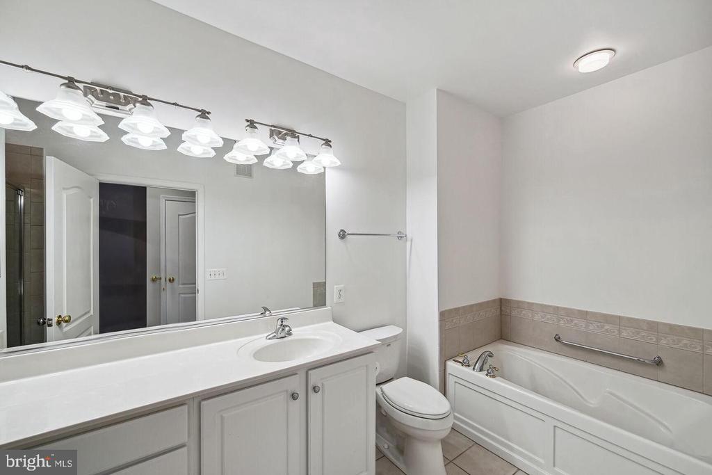 9405 BLACKWELL ROAD 305
