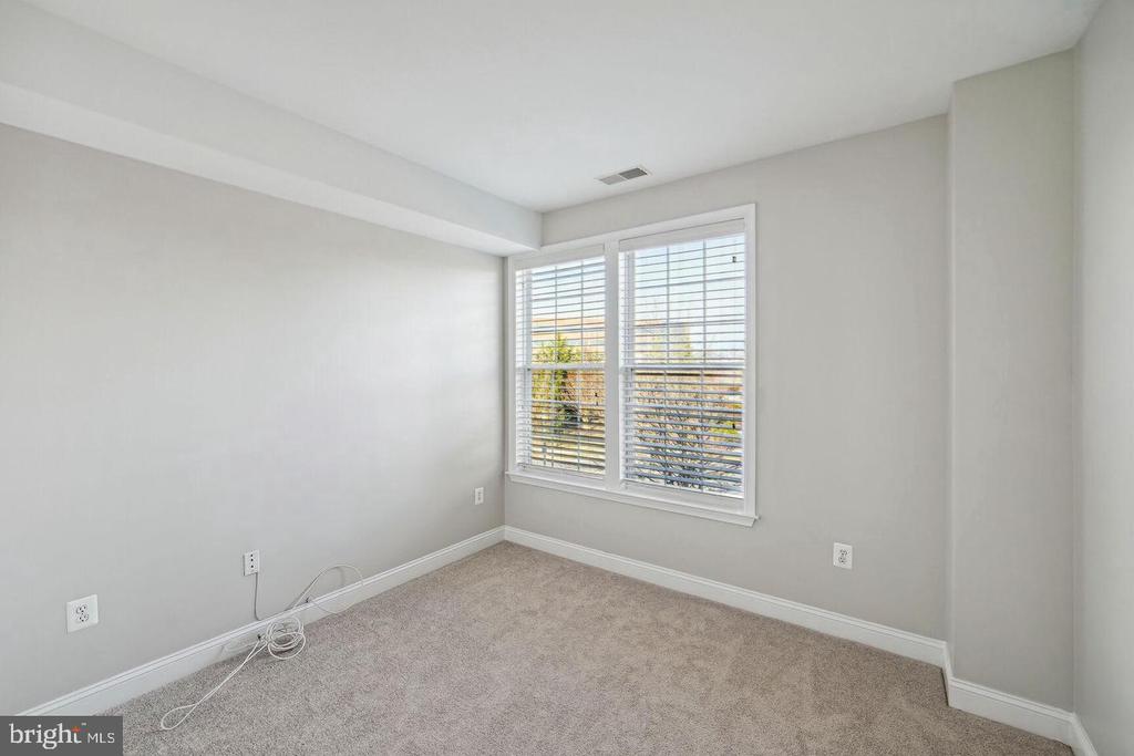 9405 BLACKWELL ROAD 305
