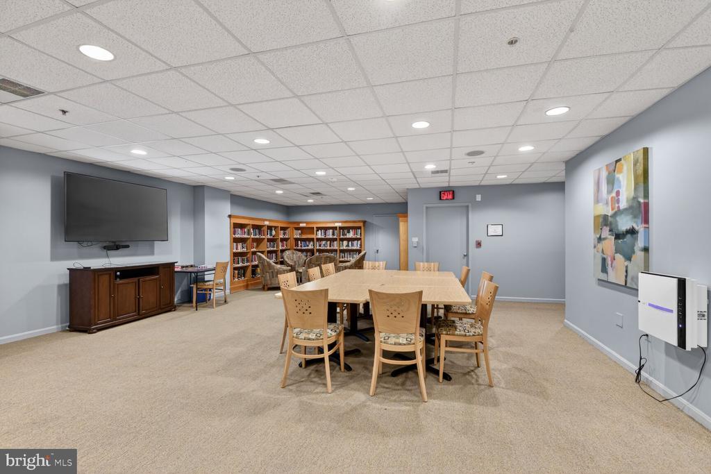 15115 INTERLACHEN DRIVE 3-904