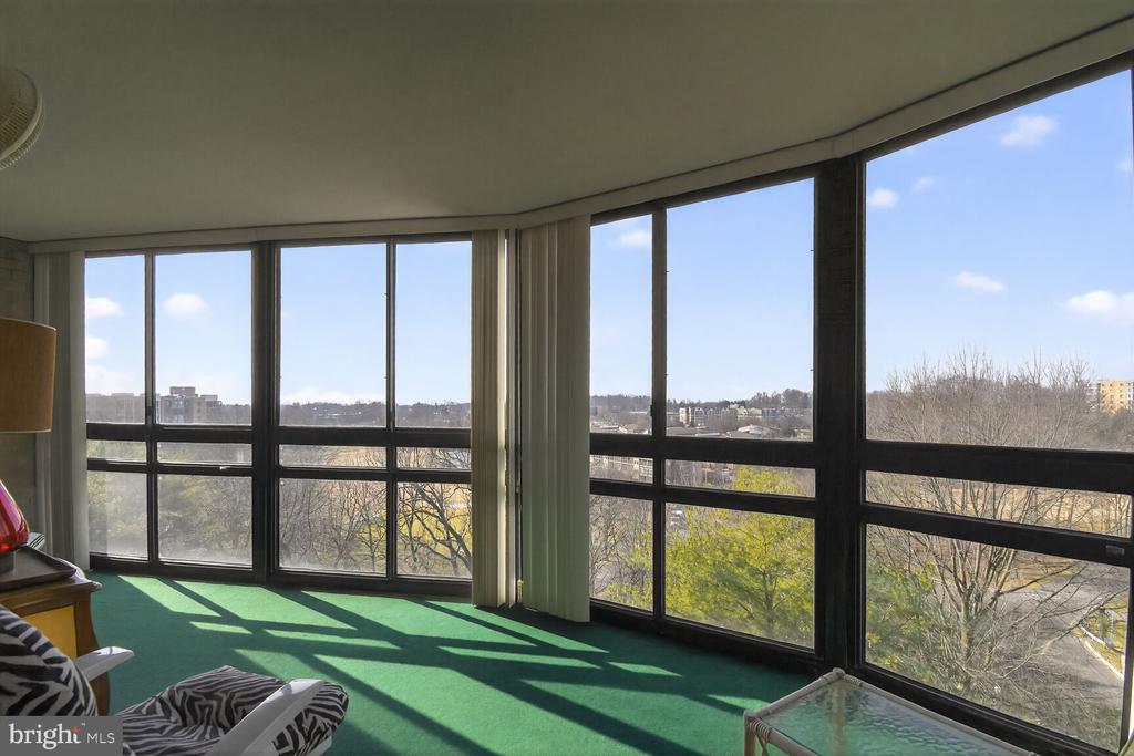 15115 INTERLACHEN DRIVE 3-904