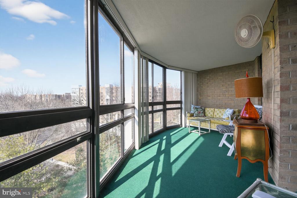 15115 INTERLACHEN DRIVE 3-904
