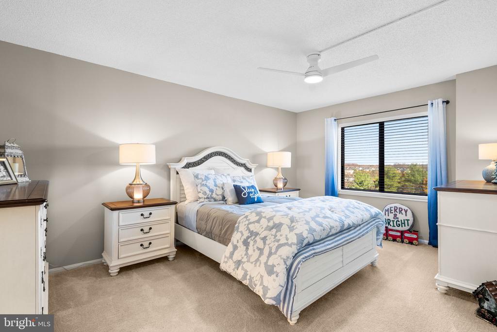 3310 N LEISURE WORLD BOULEVARD 627