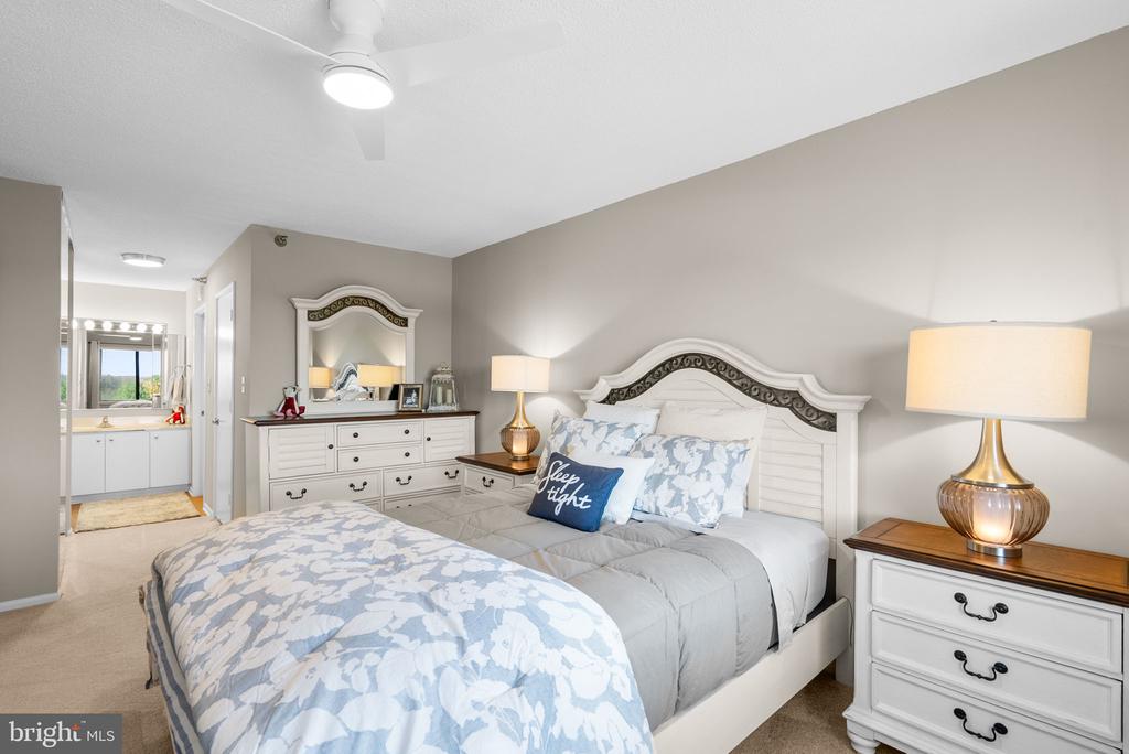 3310 N LEISURE WORLD BOULEVARD 627