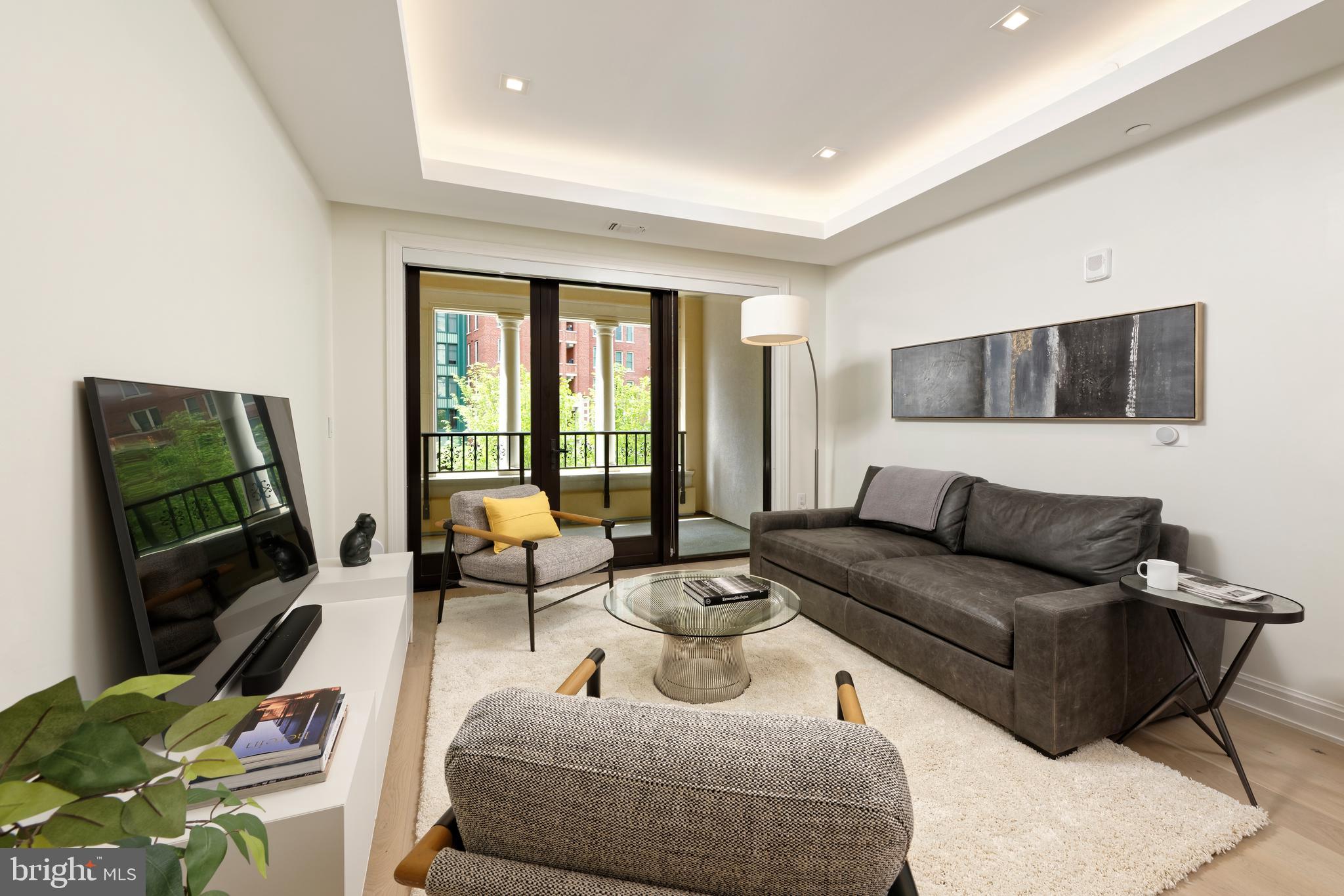 8551 CONNECTICUT AVENUE 207