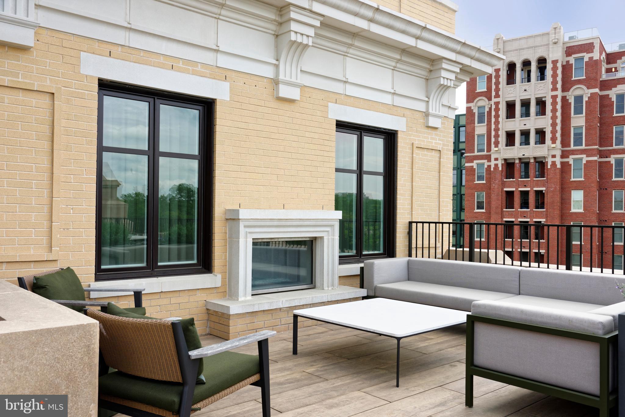 8551 CONNECTICUT AVENUE 207