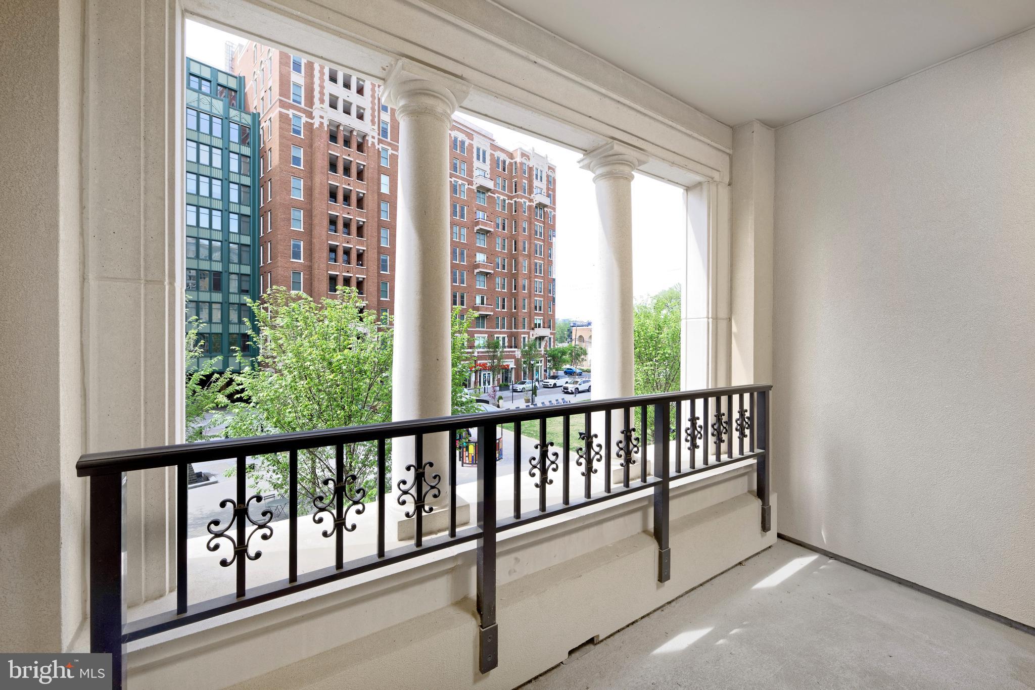 8551 CONNECTICUT AVENUE 207