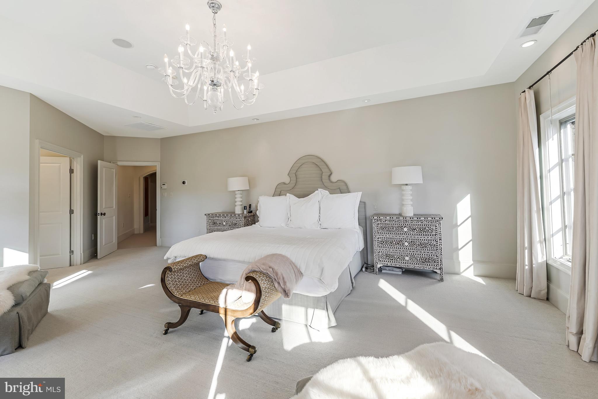 10 BURNING TREE COURT