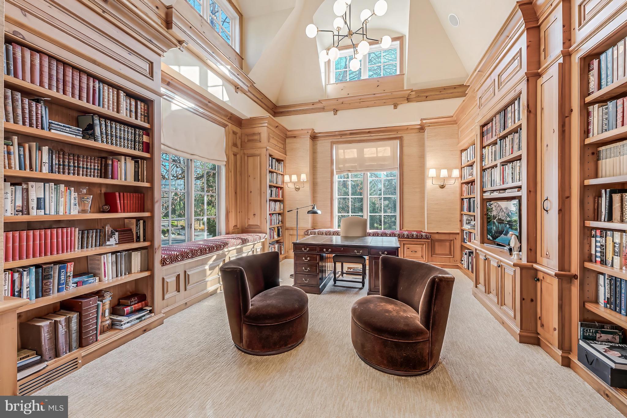 10 BURNING TREE COURT