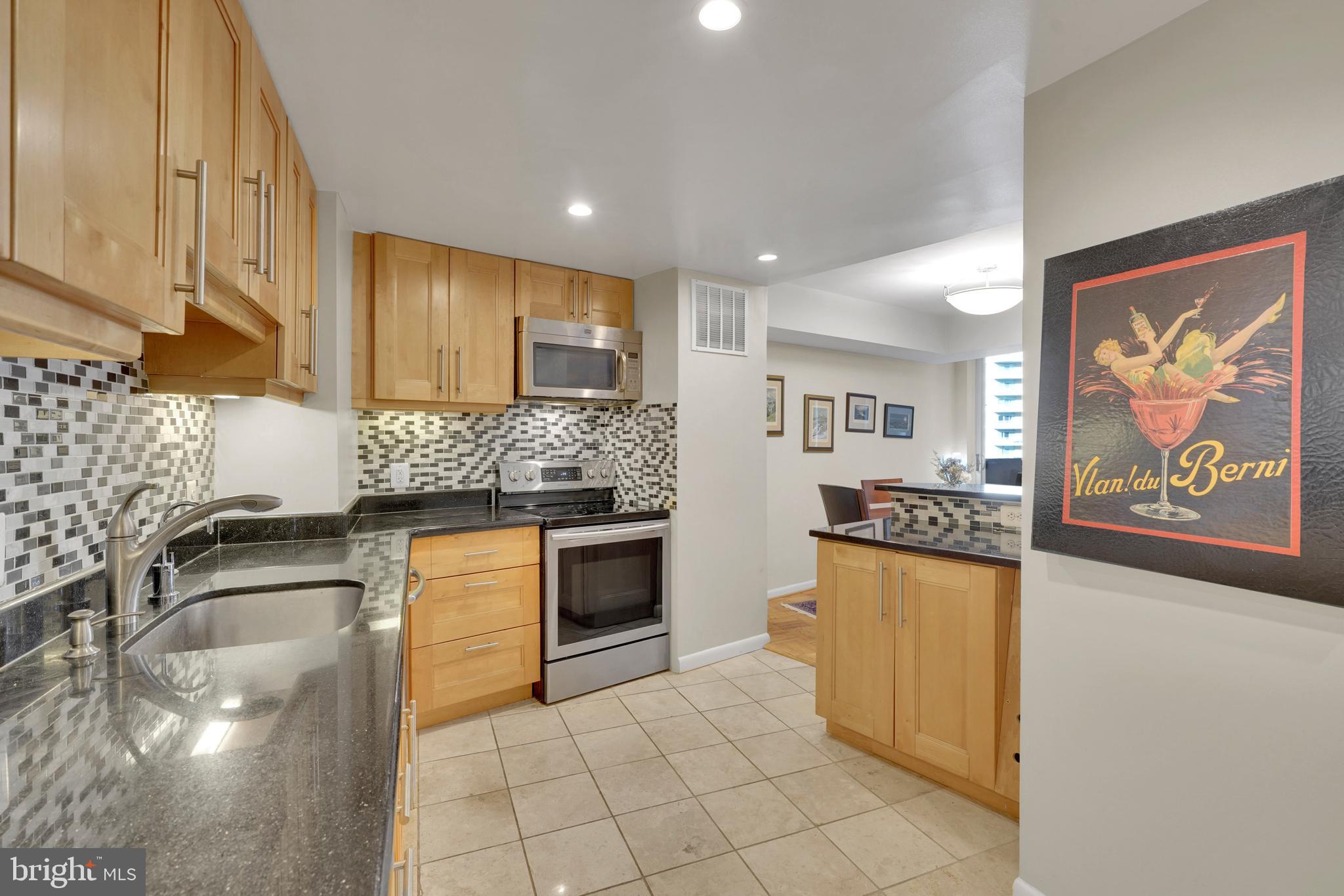 4601 N PARK AVENUE 710-K