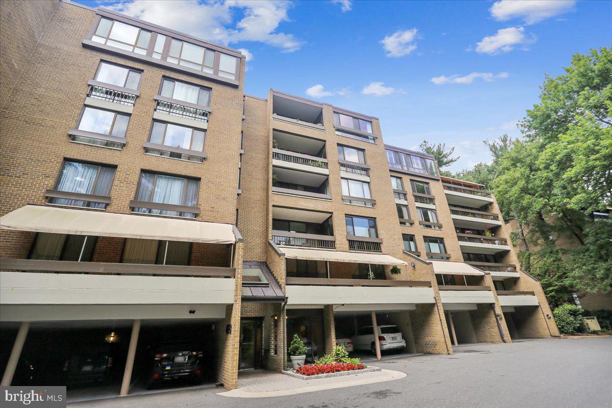 4978 SENTINEL DRIVE 12-306