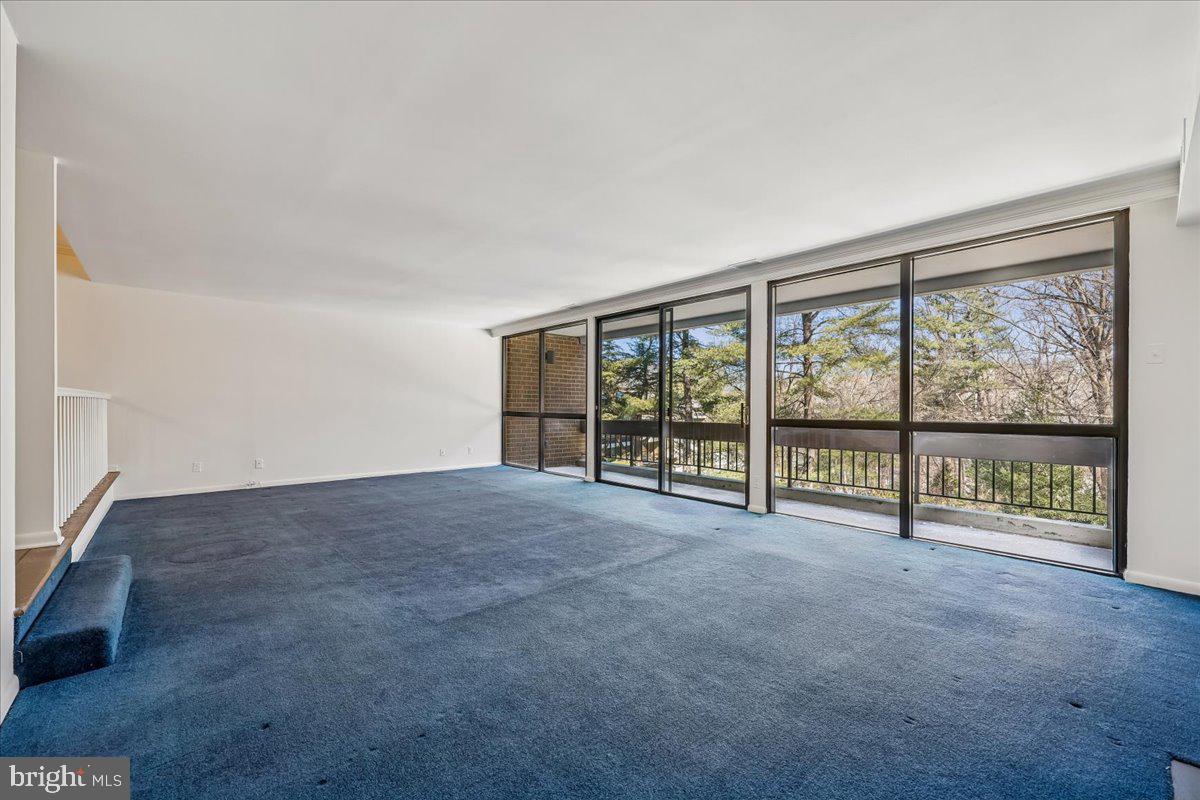 4978 SENTINEL DRIVE 12-306