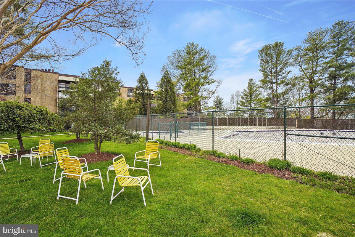 4978 SENTINEL DRIVE 12-306