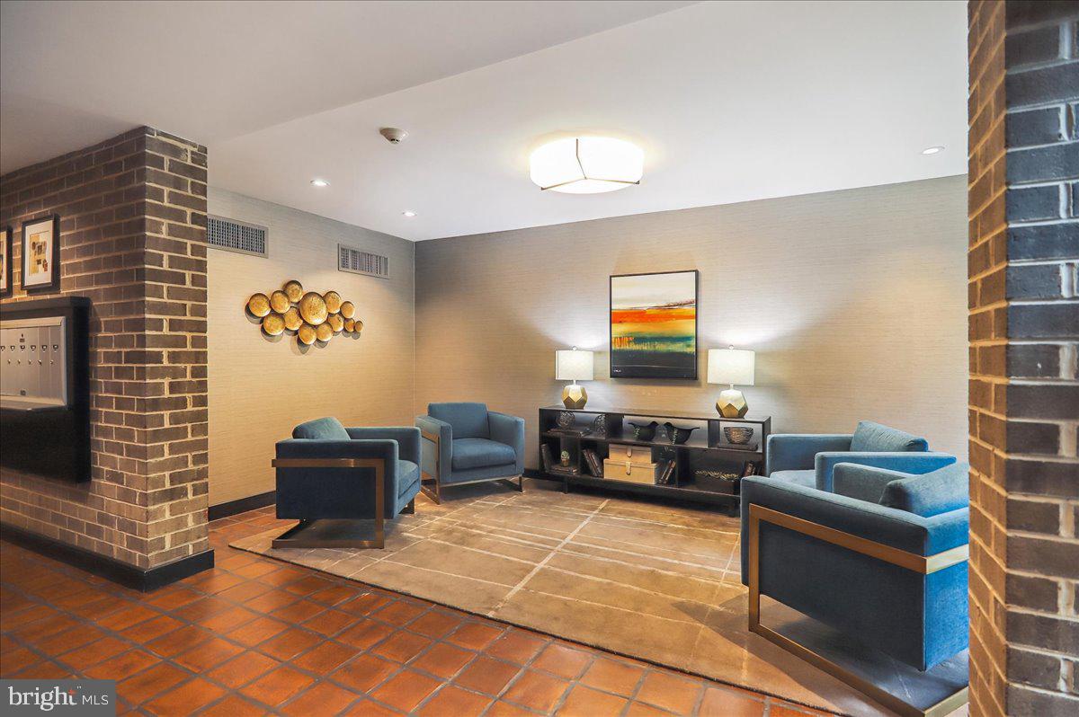 4978 SENTINEL DRIVE 12-306