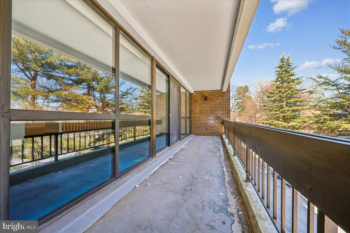 4978 SENTINEL DRIVE 12-306