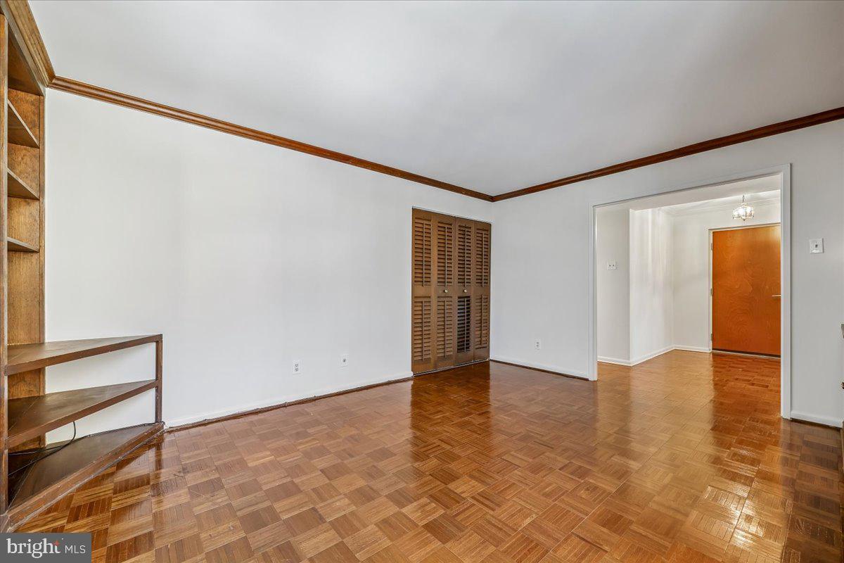 4978 SENTINEL DRIVE 12-306