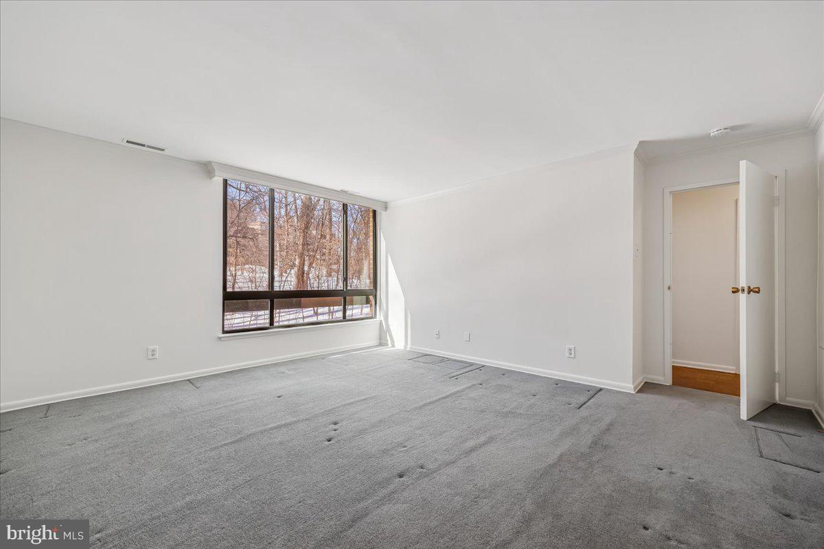 4978 SENTINEL DRIVE 12-306