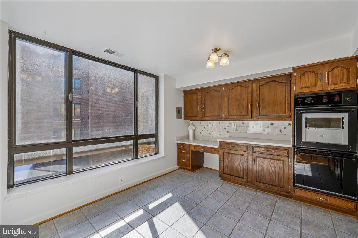 4978 SENTINEL DRIVE 12-306