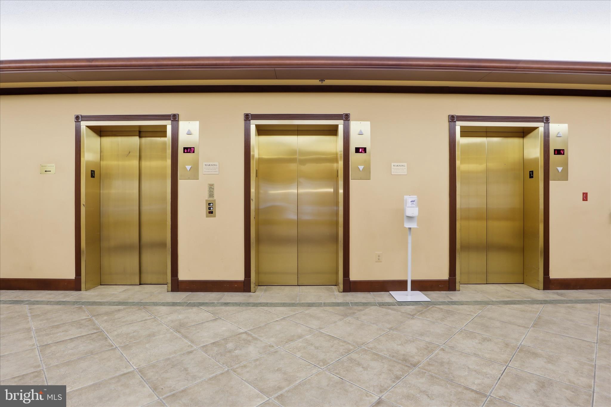 3100 N LEISURE WORLD BOULEVARD 818