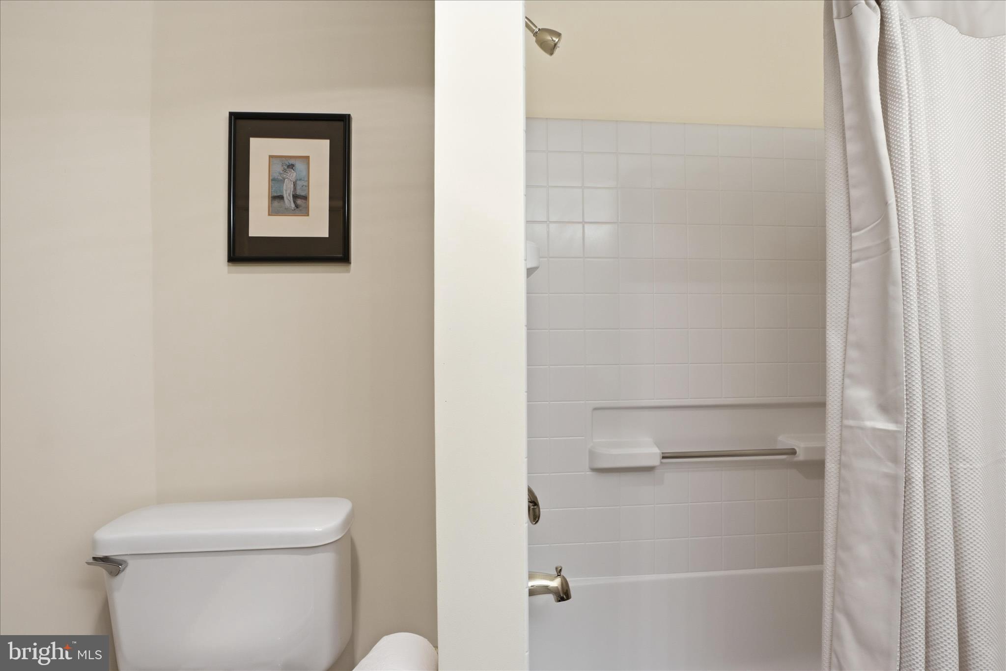 3100 N LEISURE WORLD BOULEVARD 818