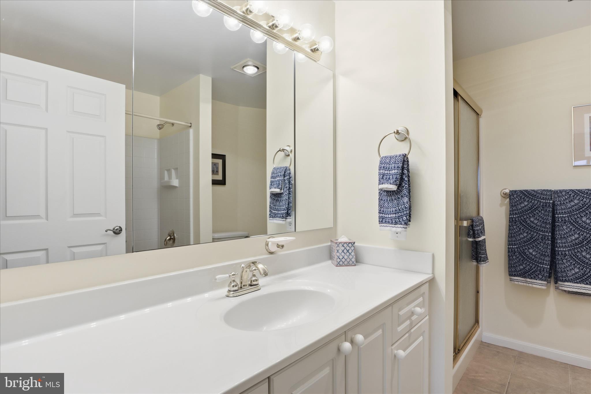 3100 N LEISURE WORLD BOULEVARD 818