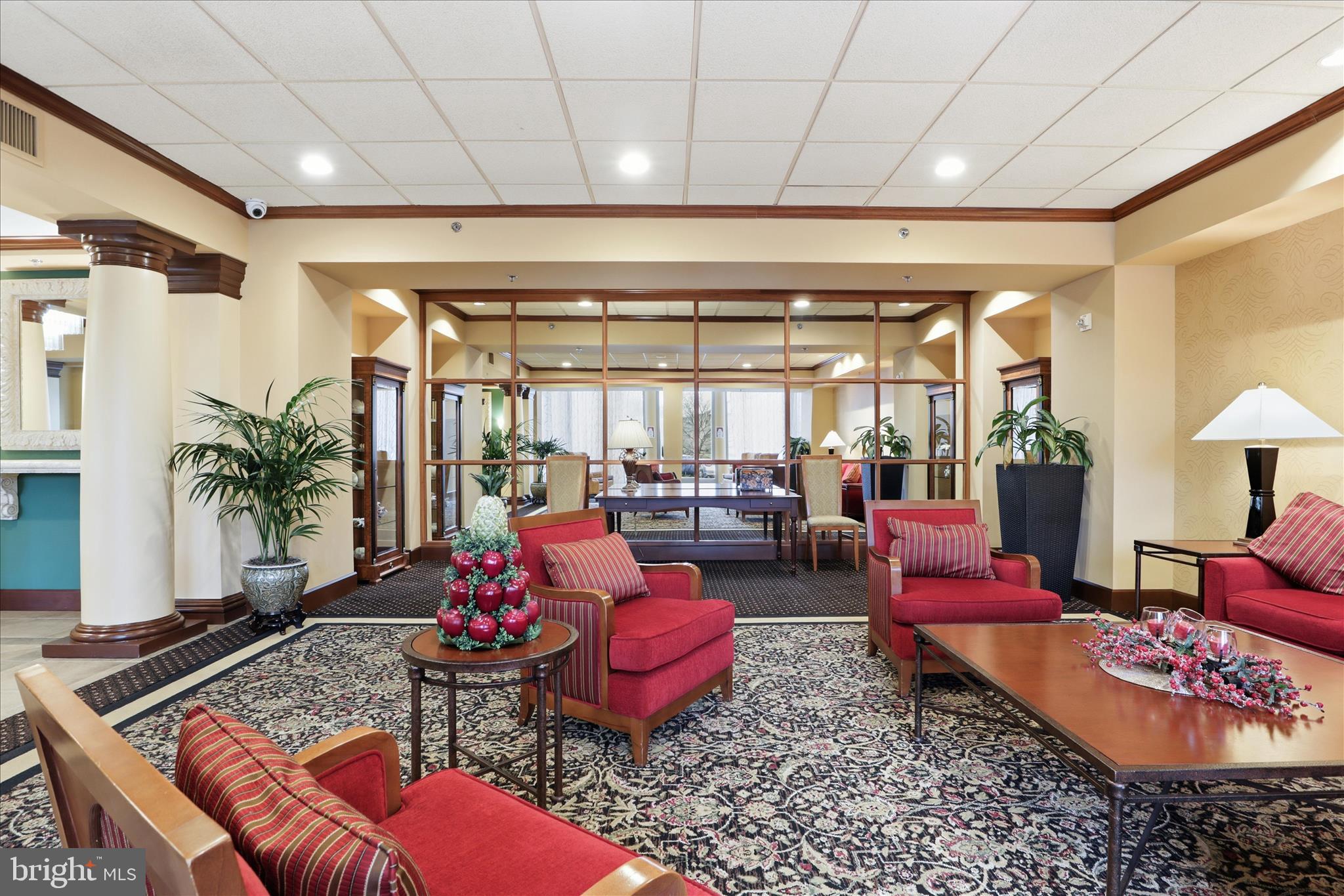 3100 N LEISURE WORLD BOULEVARD 818