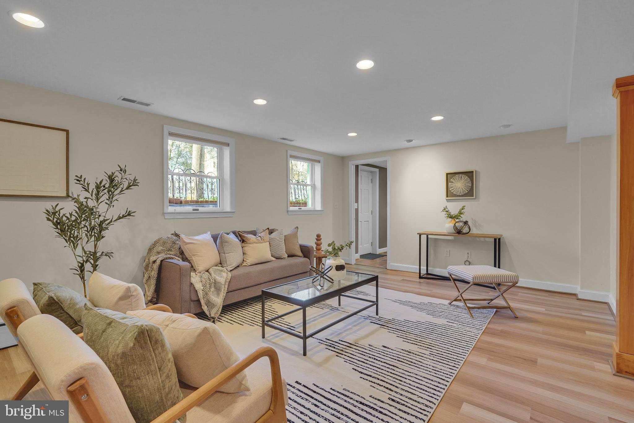 10312 KENSINGTON PARKWAY
