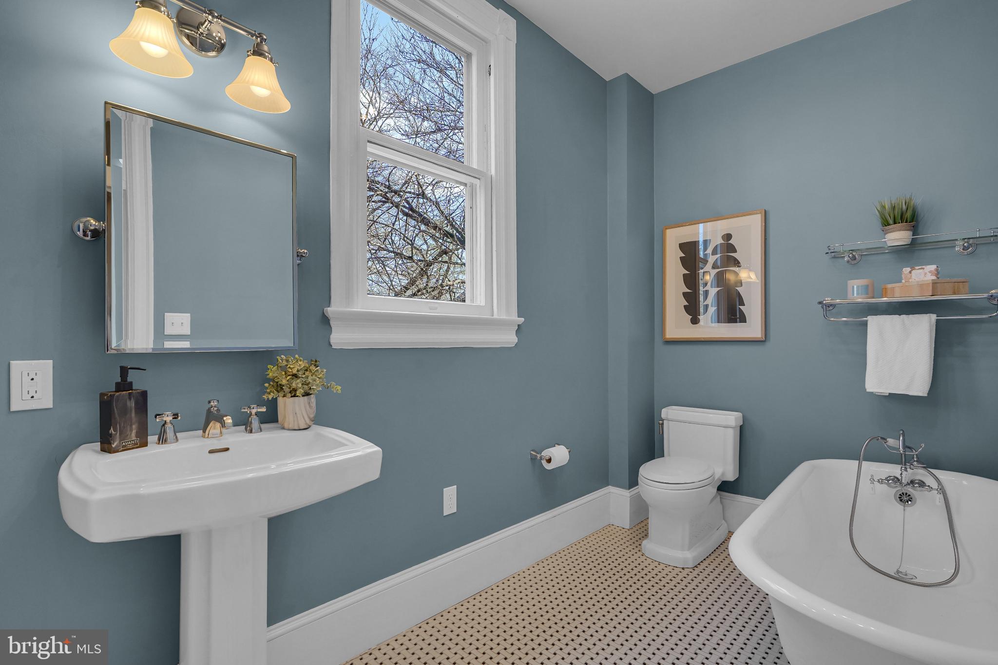 10312 KENSINGTON PARKWAY