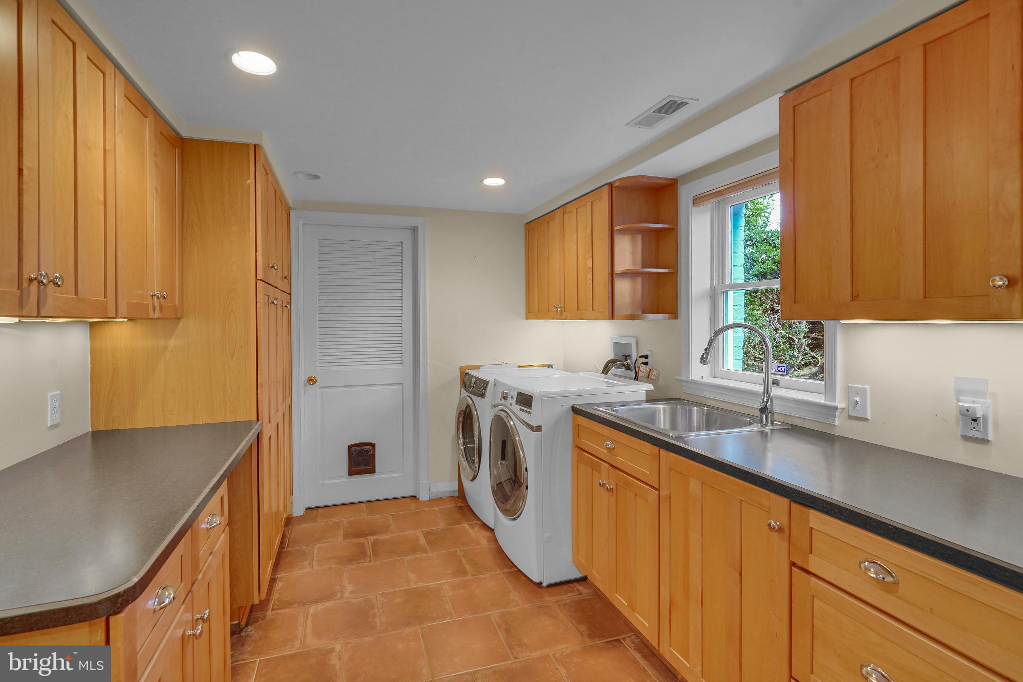 10312 KENSINGTON PARKWAY