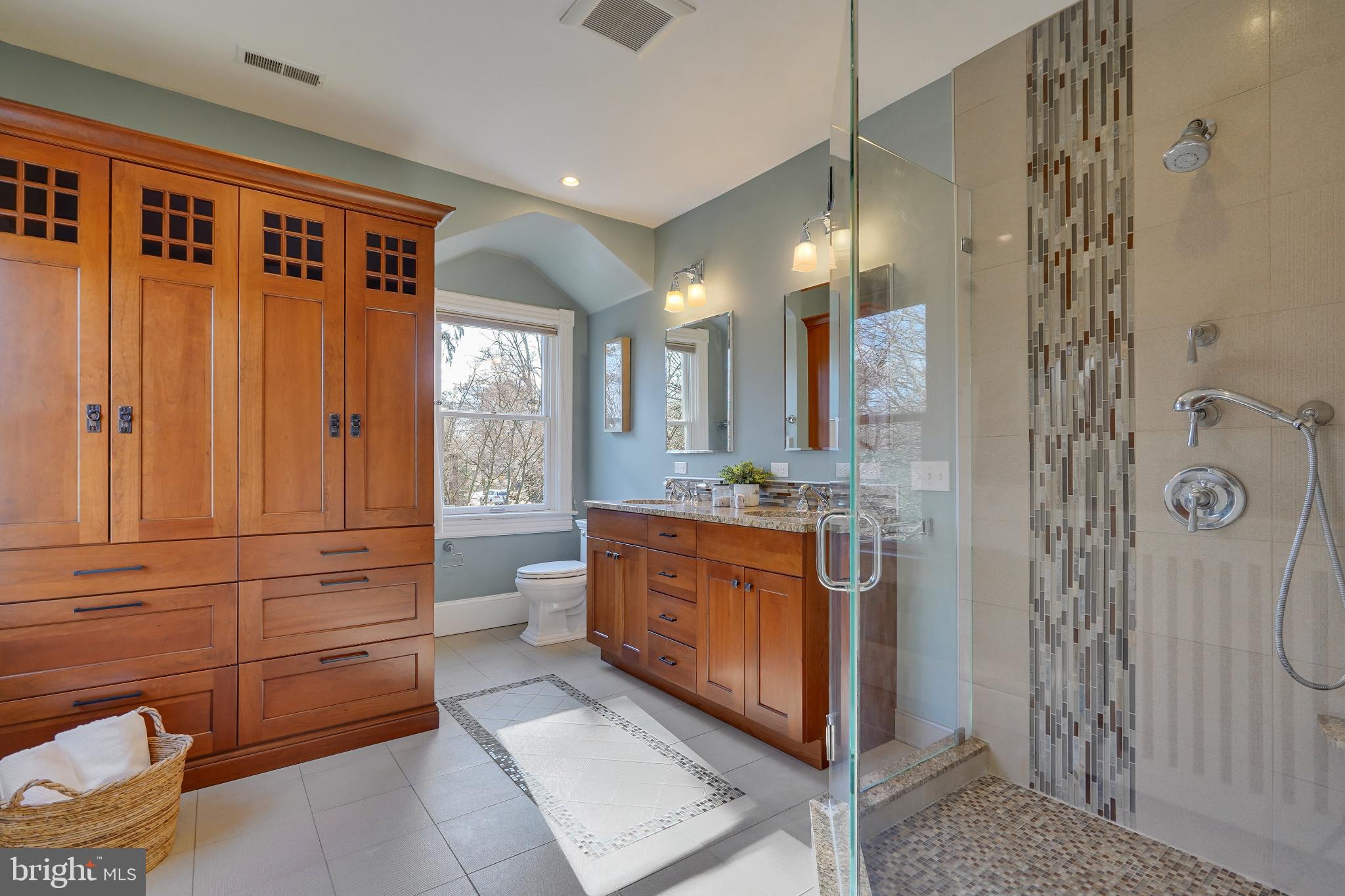 10312 KENSINGTON PARKWAY