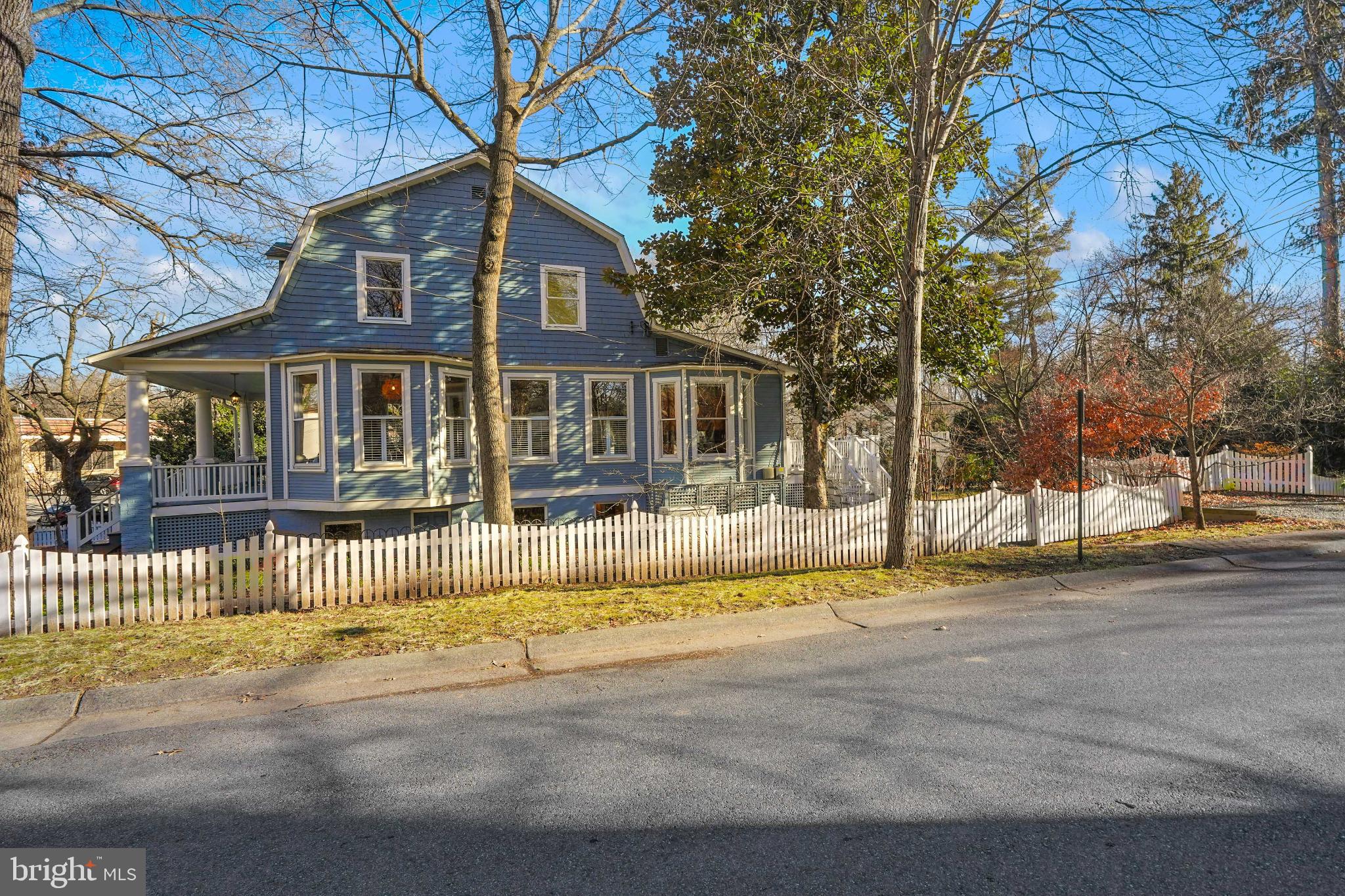 10312 KENSINGTON PARKWAY