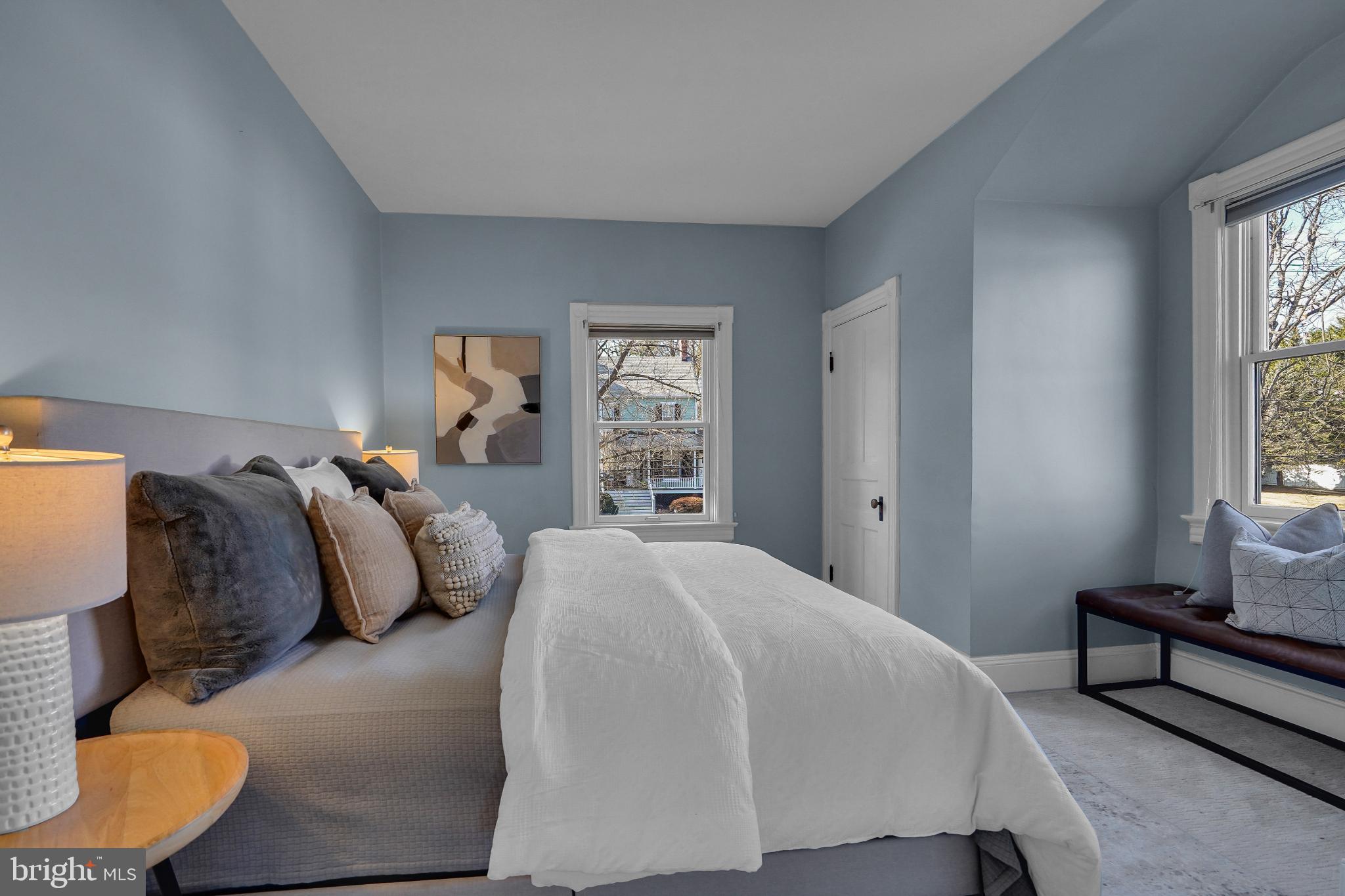 10312 KENSINGTON PARKWAY