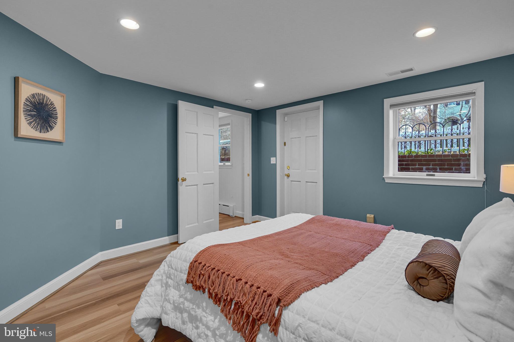10312 KENSINGTON PARKWAY