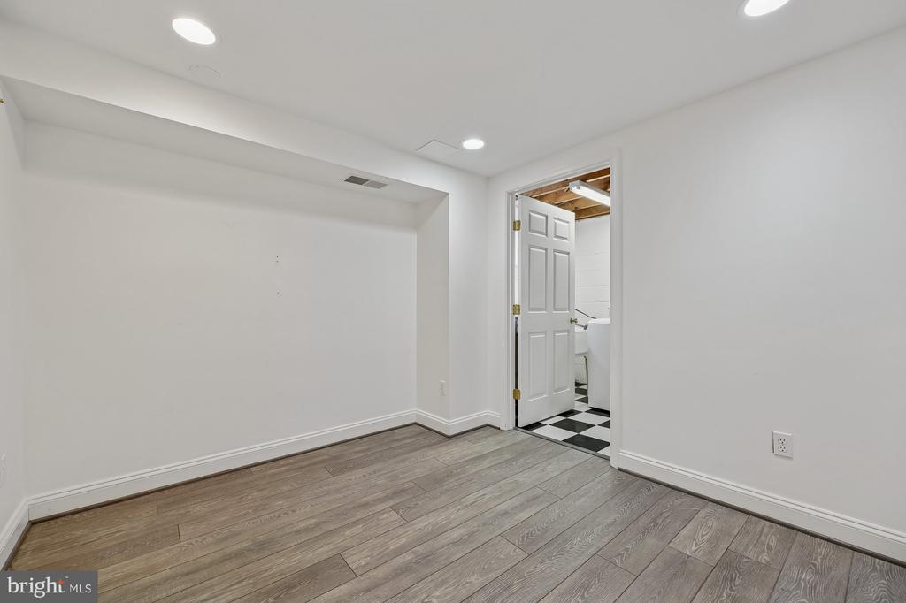 4626 WOODFIELD ROAD