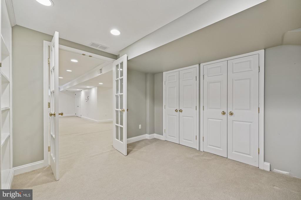 4626 WOODFIELD ROAD