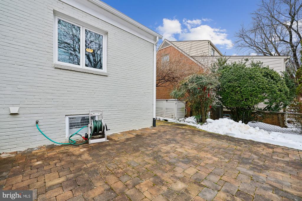 4626 WOODFIELD ROAD