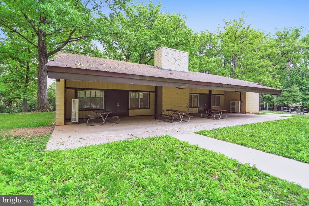 4626 WOODFIELD ROAD