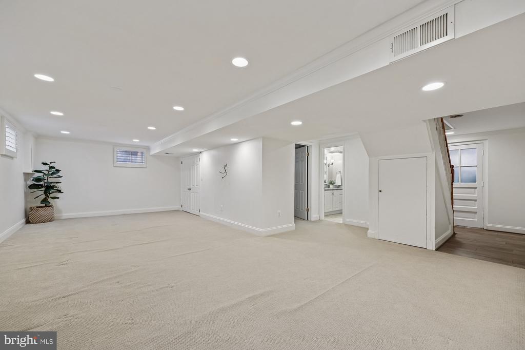 4626 WOODFIELD ROAD