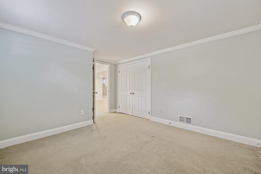 4626 WOODFIELD ROAD