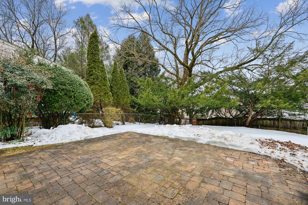 4626 WOODFIELD ROAD
