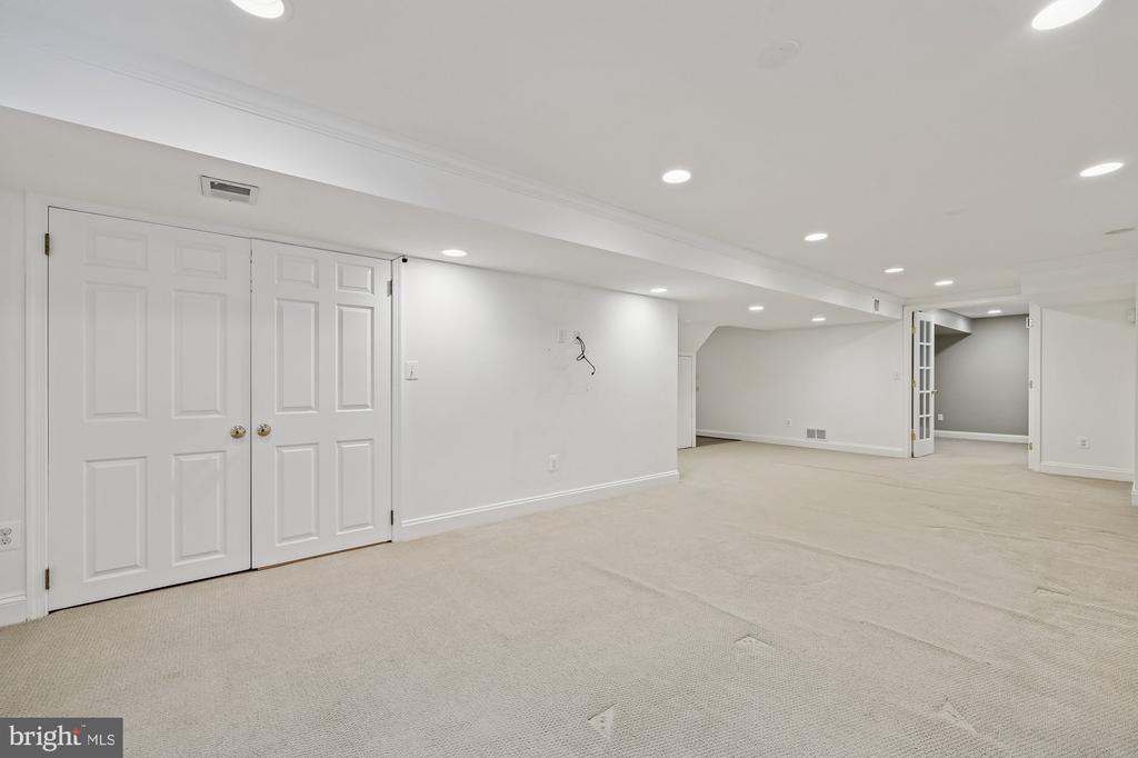 4626 WOODFIELD ROAD
