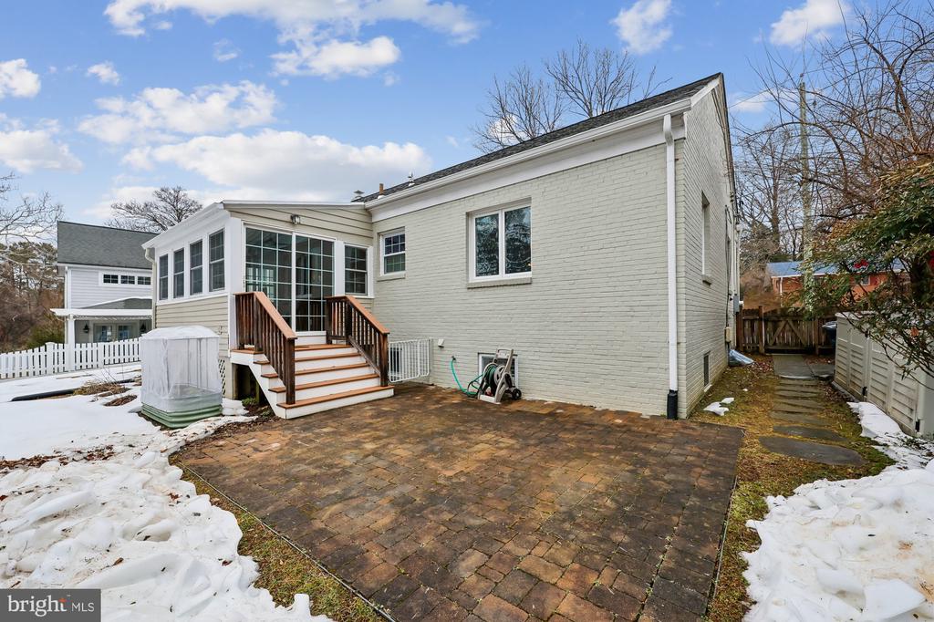 4626 WOODFIELD ROAD